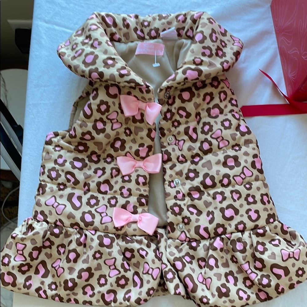 Leopard Print Puffer Vest with Pink Bows